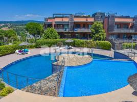 Piso, 69.00 m², cerca de bus y tren, seminuevo