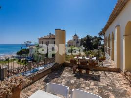 Casa (unifamiliar aislada), 952.00 m², cerca de bus y tren