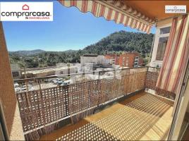 Pis, 83.00 m², prop de bus i tren
