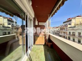 Flat, 90.00 m², near bus and train, Calle de Casanova, 59