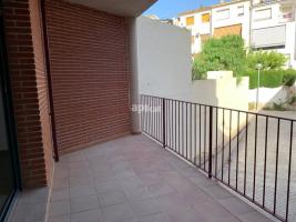 Pis, 50.00 m², seminou