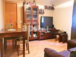 Flat, 80.00 m², near bus and train, EIXAMPLE