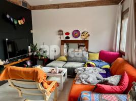 Piso, 75.00 m², cerca de bus y tren