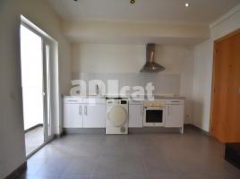 Flat, 58.00 m², near bus and train