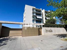 Flat, 130 m², almost new, Zona