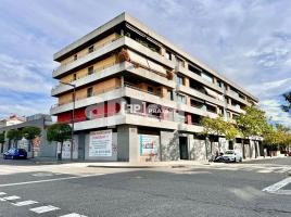 Pis, 132 m², seminou, Zona