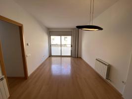 Lloguer pis, 76.00 m², seminou