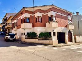 Unifamiliar aïllada, 144.00 m²