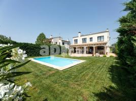 Casa (unifamiliar aïllada), 312.00 m², prop de bus i tren, seminou