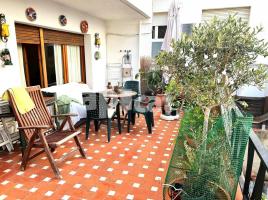 Piso, 146.00 m², cerca de bus y tren