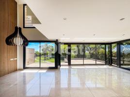  (unifamiliar adossada), 347.00 m², 九成新, Camino de Can Quirze