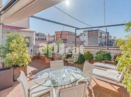 Àtic, 195.00 m², 靠近巴士和地铁