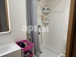 Pis, 83.00 m², près de bus et de train, presque neuf