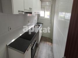 Piso, 56.00 m², cerca de bus y tren