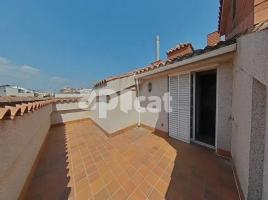 Dúplex, 111.00 m², cerca de bus y tren