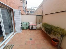 Apartament, 48.00 m², 附近的公共汽車和火車, 九成新, Calle de la Mare Vedruna