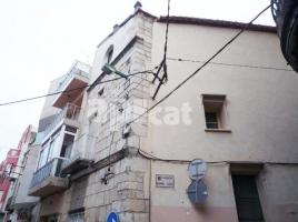 Houses (detached house), 394.00 m², near bus and train, Calle Major, 85