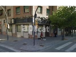 Local comercial, 223.00 m², cerca de bus y tren, Avenida Prat de la Riba, 91