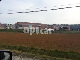 For rent industrial, 320.00 m², almost new, Calle Gavarres