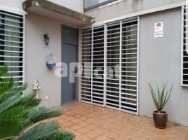 Houses (terraced house), 155.00 m², near bus and train, Calle Poble Nou del Delta