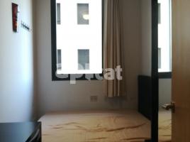 Flat, 118.00 m², near bus and train, almost new