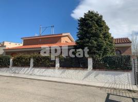 Houses (villa / tower), 450.00 m², almost new