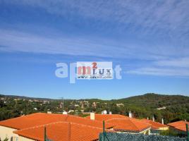 Houses (detached house), 225.00 m², almost new