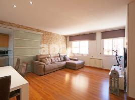 Apartament, 87.00 m², seminou