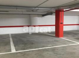 For rent parking, 13.00 m², Calle de Pi i Margall