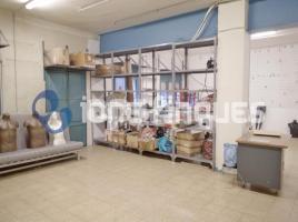 For rent business premises, 201.00 m², near bus and train