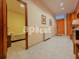 Houses (terraced house), 222.00 m², close to bus and metro, Calle CABRERA, 56