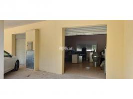 Local comercial, 136.00 m²