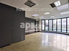For rent office, 110.00 m², near bus and train, Calle d'Hercegovina