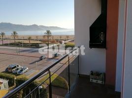 Flat, 62 m², almost new