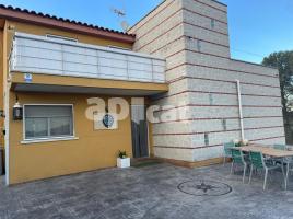 Houses (villa / tower), 188.00 m², almost new