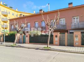 Houses (terraced house), 157.00 m², almost new, Calle Ter, 44