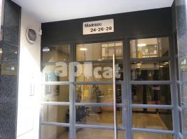 Flat, 142.00 m², near bus and train, Calle dels Madrazo, 24